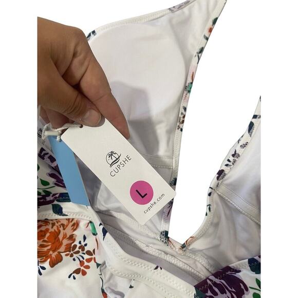 Cupshe White Multicolor Floral One Piece Swimsuit Womens Large NEW - Picture 4 of 7